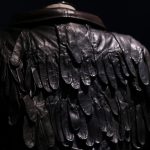 Veste cousue à partir de gants en cuir - Jean-Charles de Castelbajac